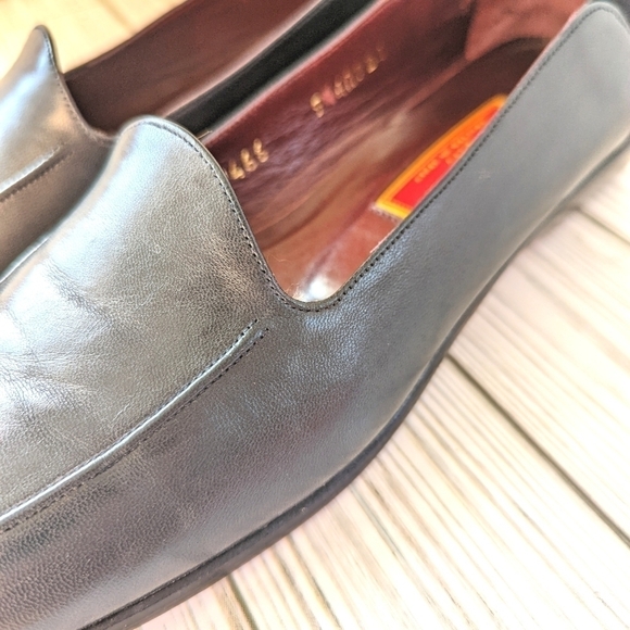 Cole Haan City Italian Leather Loafers in Navy Blue and Red Size 9 - Picture 4 of 14